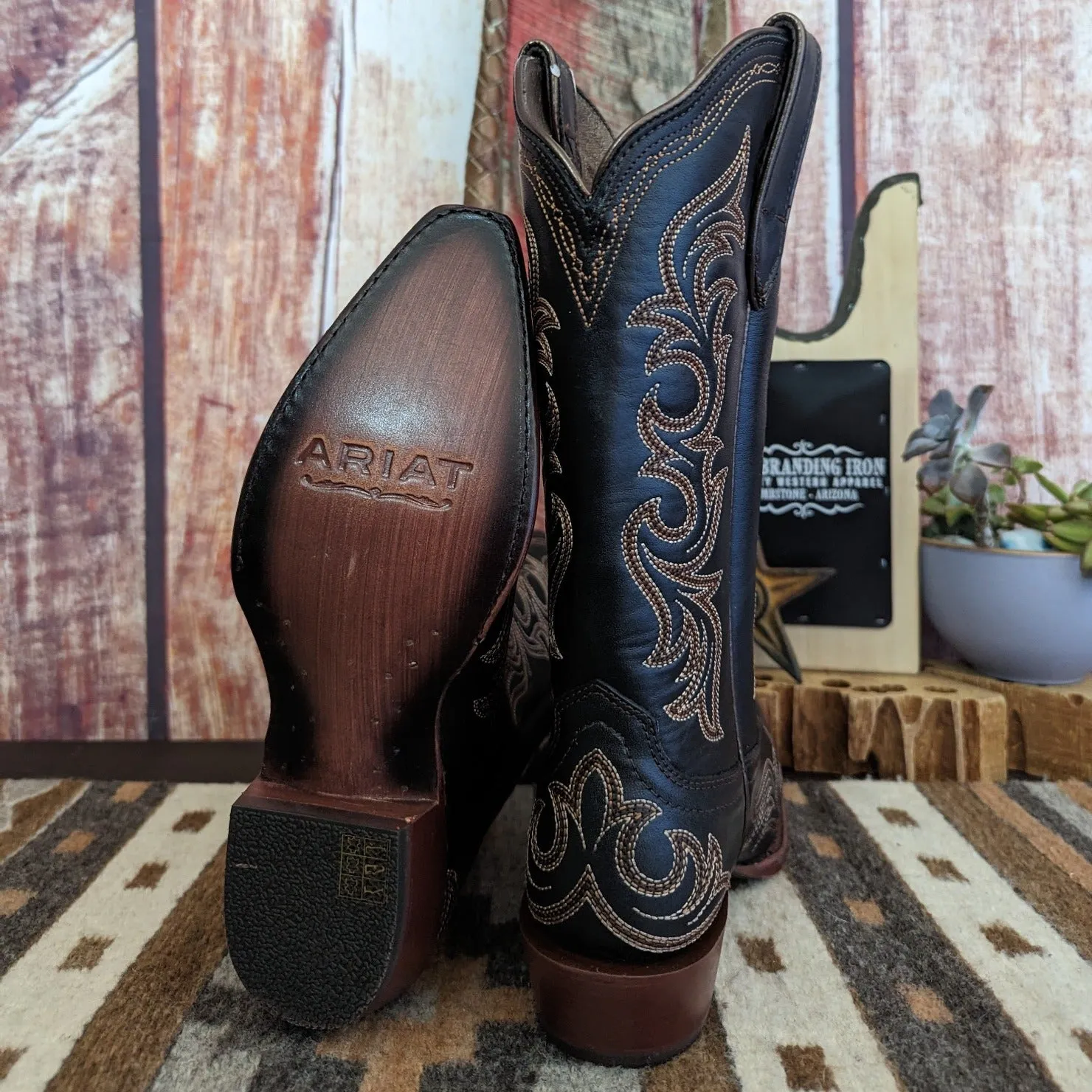 Women's Leather Boots "Hazen" by Ariat