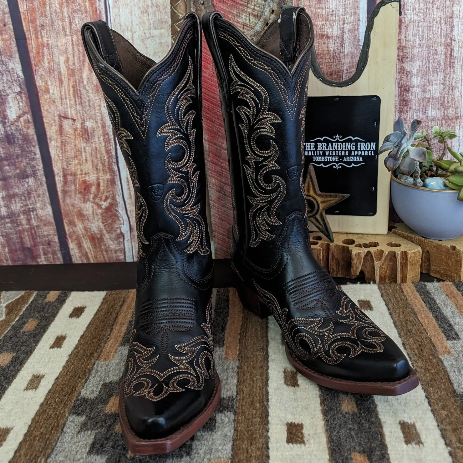 Women's Leather Boots "Hazen" by Ariat